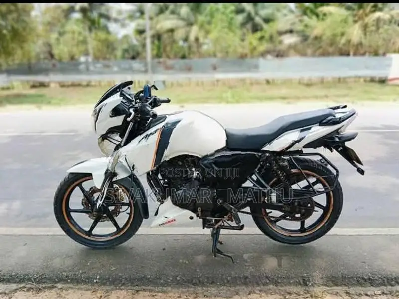 TVS Apache 2017