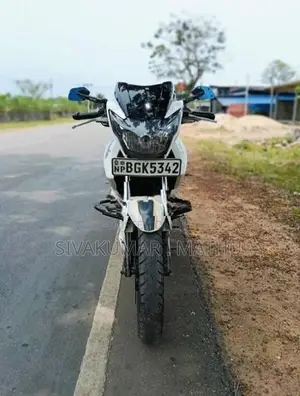 TVS Apache 2017