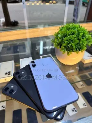 Apple iPhone 11 128GB (Used)