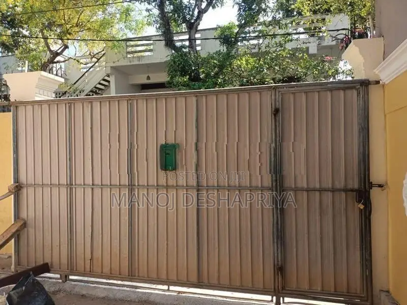 Amano Gate
