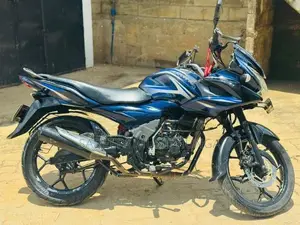 Bajaj Discover 150 2015