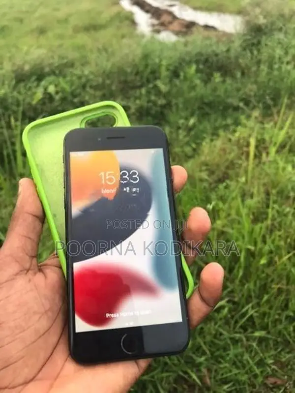 Apple iPhone 7 (Used)