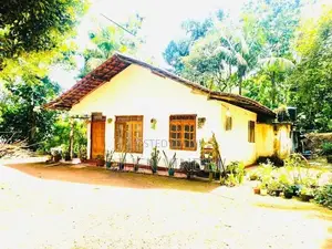 නිවස සමග මුලු ඉඩම විකිනීමට වලස්ගල