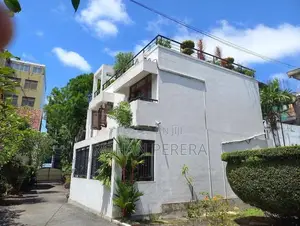 House for sale - Jayasinghe Rd , Nugegoda