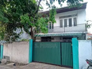 6‑bedroom Multi‑unit House for Sale in Prime Mount Lavinia Location