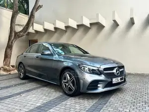 Mercedes Benz C180 AMG Line 2019