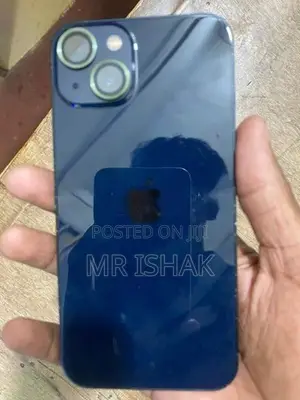 Apple iPhone 13 (Used)