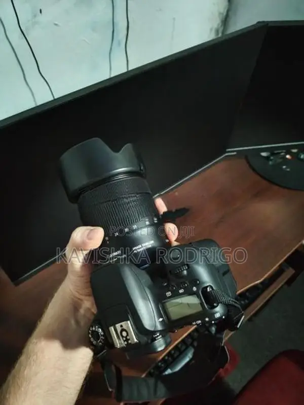 77D Camera