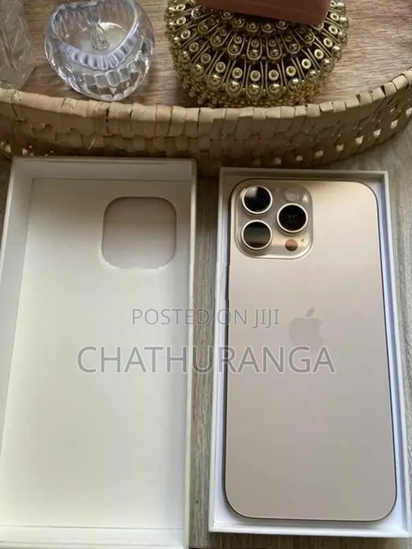 Apple iPhone 16 Pro Max (Used)
