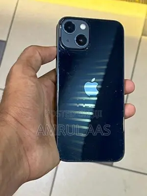 Apple iPhone 13 (Used)