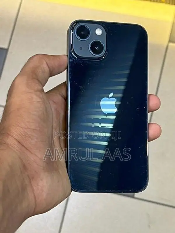 Apple iPhone 13 (Used)