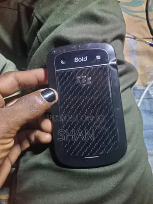 BlackBerry Bold 4 (Used)