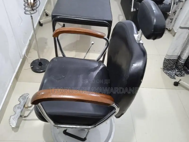 Salon Chairwith Facial Bed