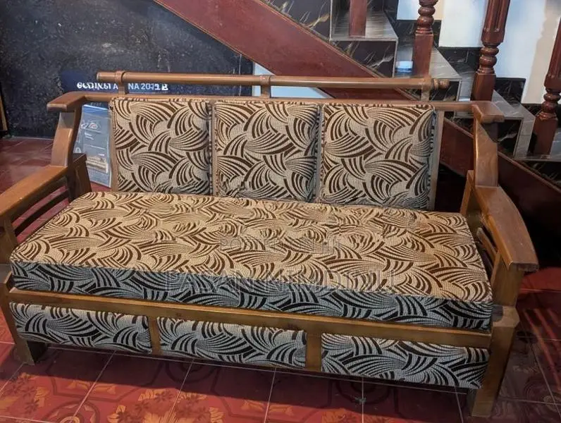 Modern Sofa Set