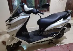 Suzuki Burgman 125 2024
