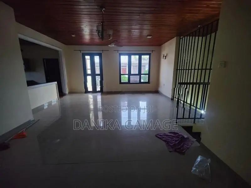 A Nice Neat Stylish House for Rent Moratuwa