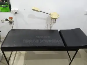 Salon Chairwith Facial Bed