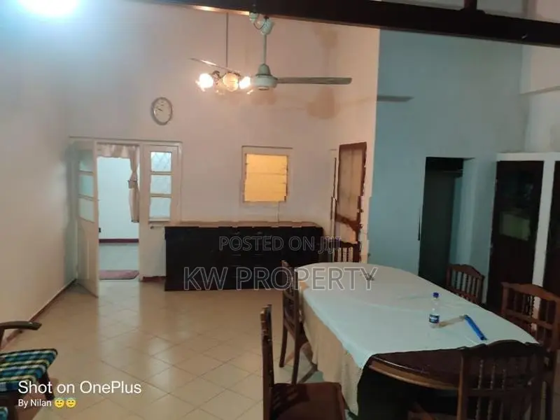 single story house for sale in dehiwala