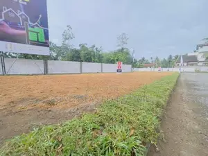 land - piliyandala kahathuduwa