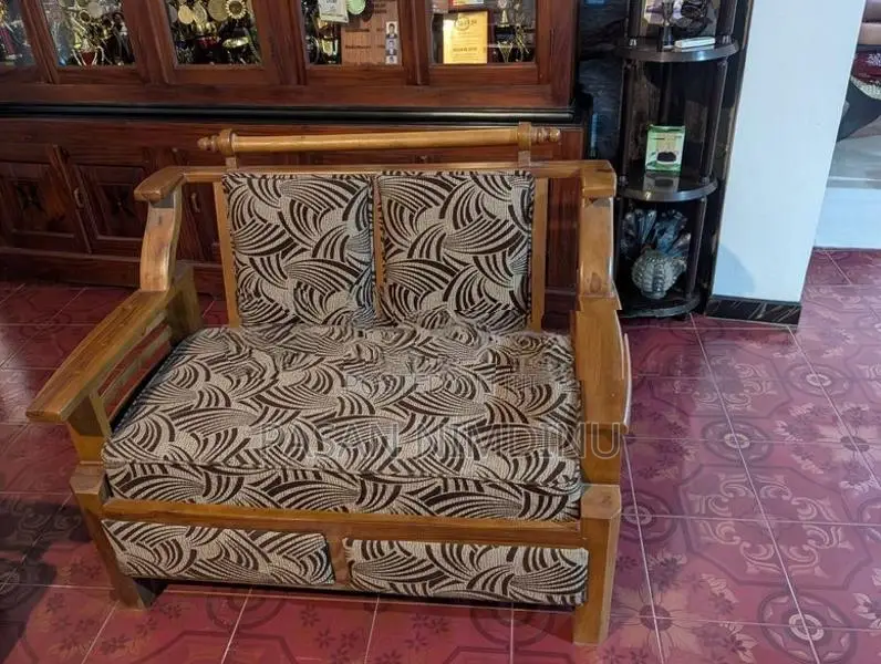 Modern Sofa Set