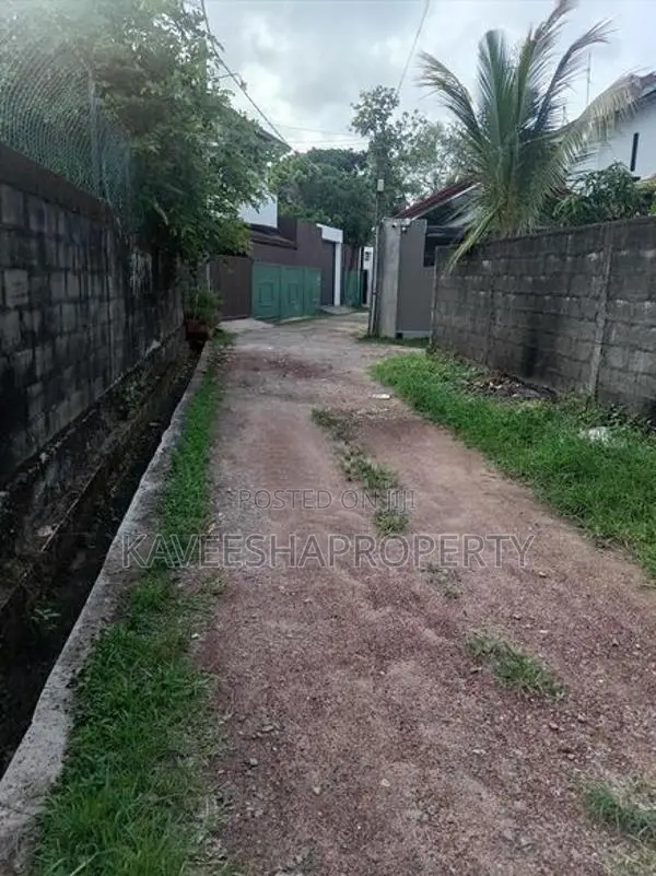 Land for Sale Battaramulla