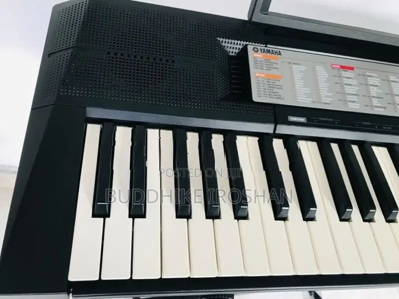 Yamaha PSR F 50 Keyboard