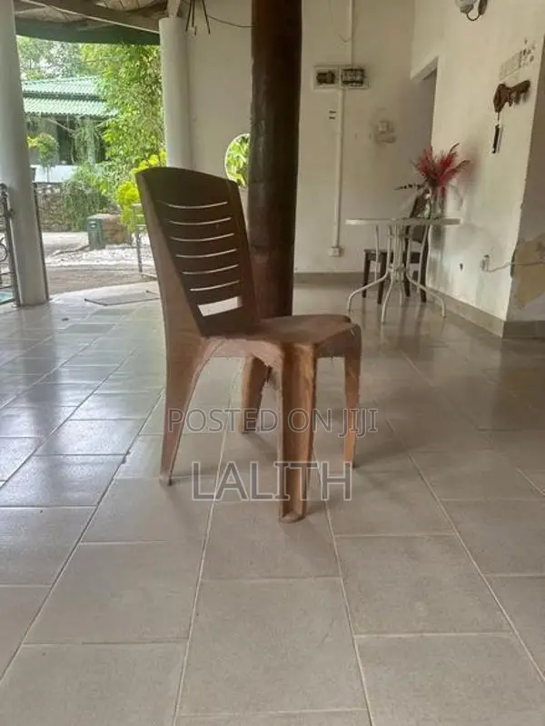 Nilkamal chairs