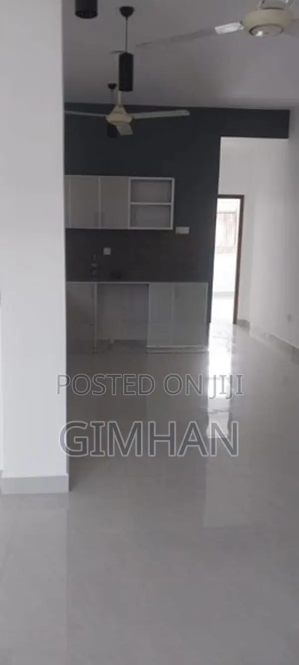 3 Bedrooms House For Rent Rathmalana