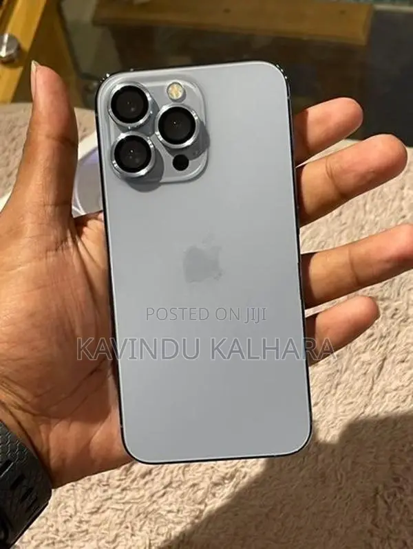 Apple iPhone 13 Pro (Used)