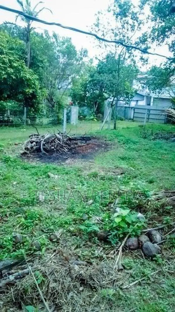 පර්.30 හතරැස් බිම්කොටස මාකොල