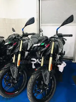 Bajaj Pulsar N160 Pemium 2026