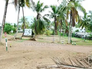 කහතුඩුව හයිවේ එක ලගින්ම නේවාසික බිම් කොටස්