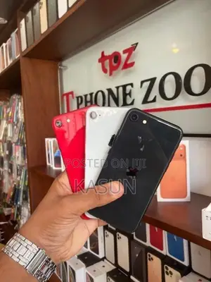 Apple iPhone SE 2 (Used)
