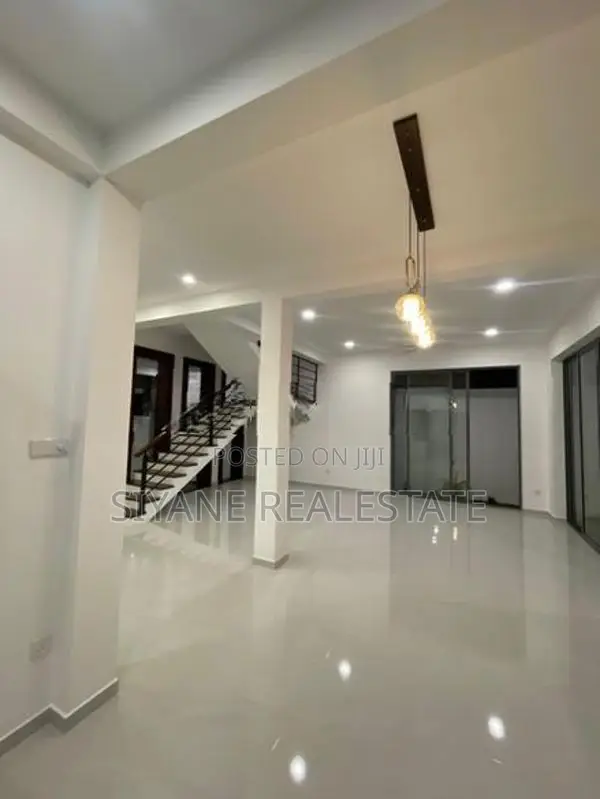 Brand New House For Sale Polgasovita
