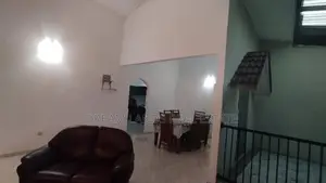 Furnished Upper floor for rent batharamulla