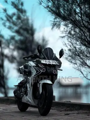 Bajaj Pulsar RS200 2015