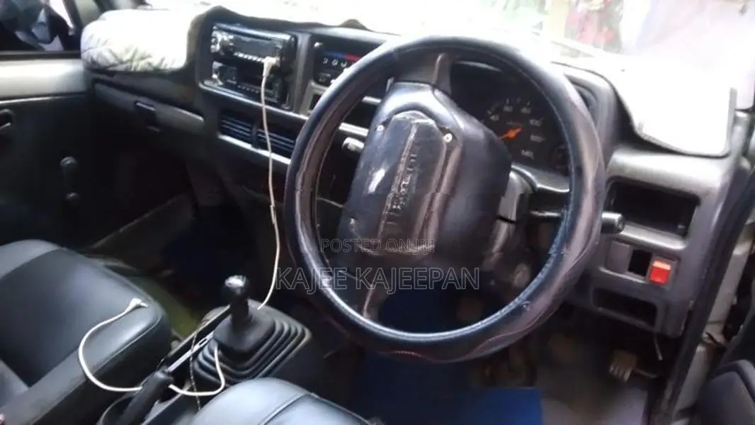 Subaru GD TV1 2000