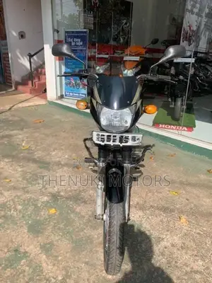 Bajaj CT100 BFB 2018