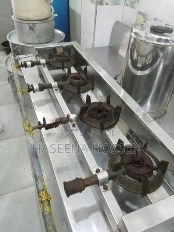 Hopper Gas Cooker with Coconut Scraper
