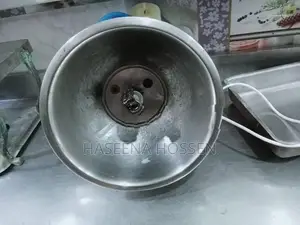 Hopper Gas Cooker with Coconut Scraper