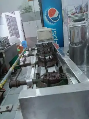 Hopper Gas Cooker with Coconut Scraper
