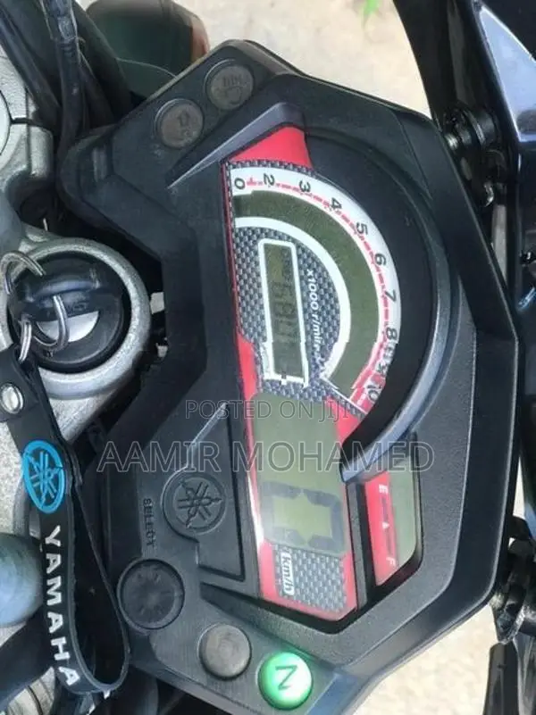 Yamaha FZS V1 2011