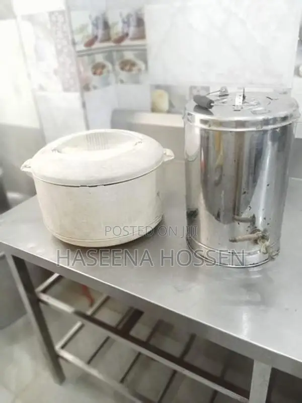 Hot Pot with Water Dispenser