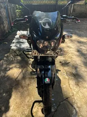 Bajaj Pulsar 180 2018