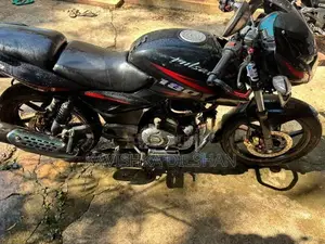 Bajaj Pulsar 180 2018