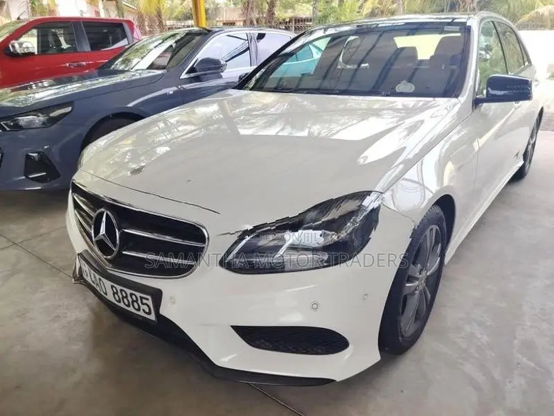 Mercedes Benz E220 pure diesel 2014