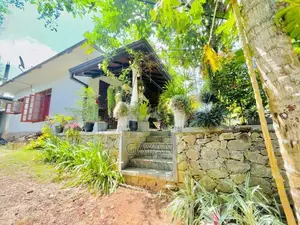 Elegant House for Sale Unawatuna