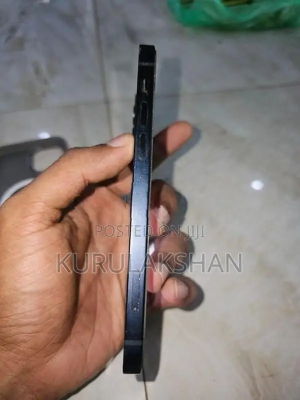 Apple iPhone 12 Dark Blue 64GB (Used)