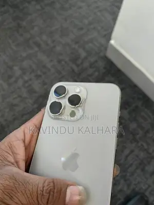 Apple iPhone 15 Pro Max 256GB (Used)