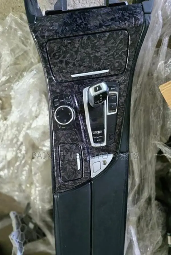 BMW 520d M-Sport Center Console